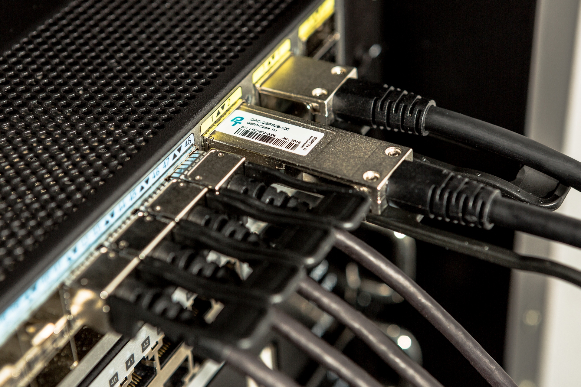 New-Trends-in-Data-Center-Ethernet-Connectivity